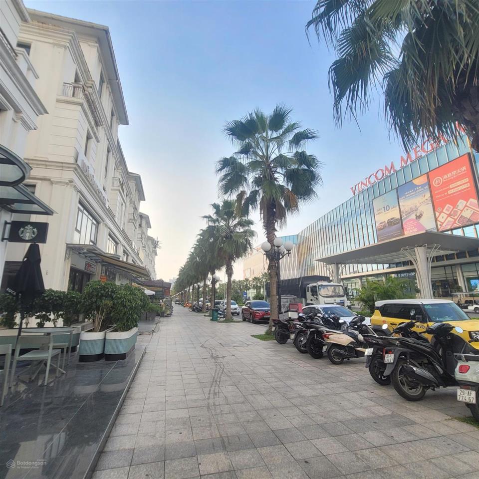 Cho thuê shophouse 5 tầng đối diện vincom ocean park 1