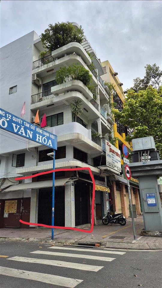 Cho thuê mặt bằng, nhà 2 mặt tiền 1052 ba tháng hai (góc 3/2  công chúa ngọc hân)