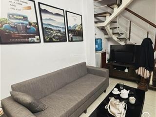 Bán nhà riêng tại phố kim hoa, giá 4,5 tỷ, diện tích 17m2, 2pn, 2wc, 5 tầng