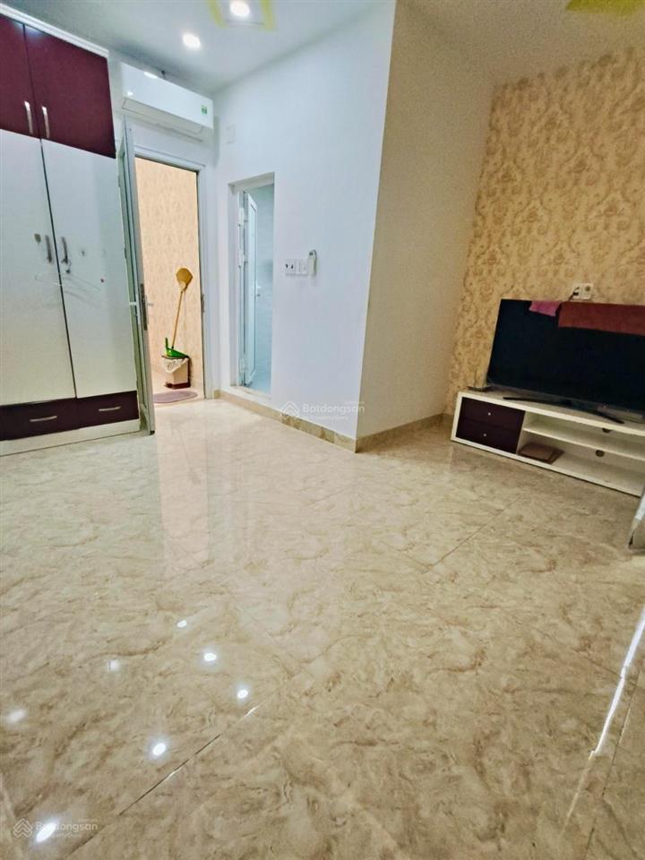 Mặt tiền nội bộ bùi minh trực q8 xe hơi đậu thoải mái4 tầng ngang 4m5 chỉ 9t4