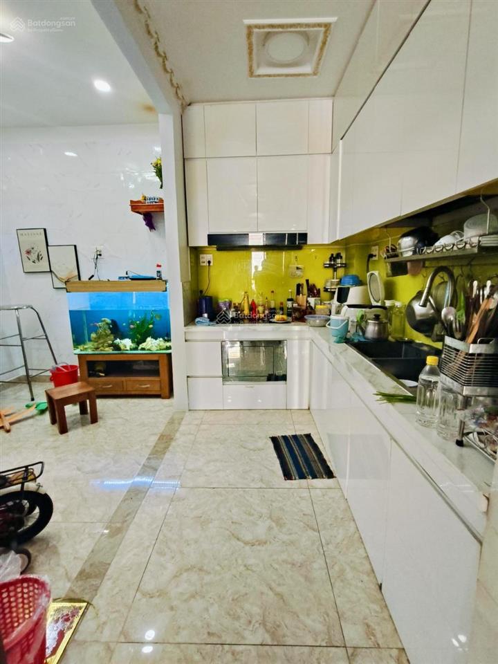 Mặt tiền nội bộ bùi minh trực q8 xe hơi đậu thoải mái4 tầng ngang 4m5 chỉ 9t4