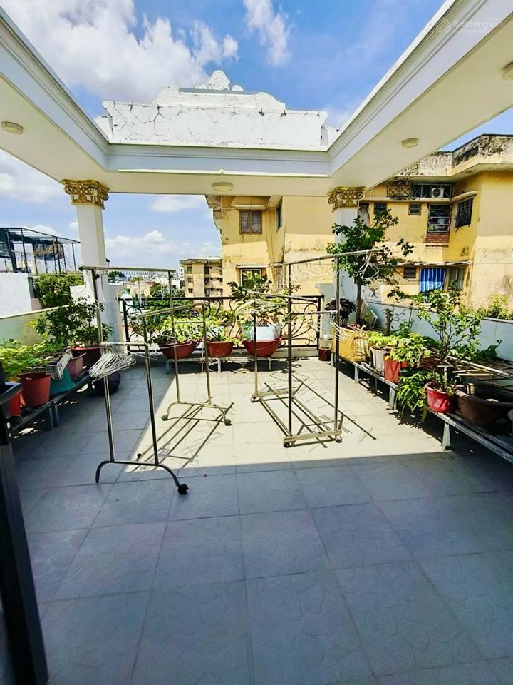 Mặt tiền nội bộ bùi minh trực q8 xe hơi đậu thoải mái4 tầng ngang 4m5 chỉ 9t4