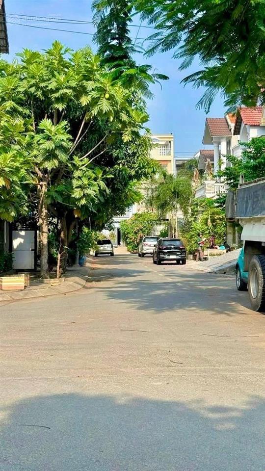 Hàng hiếm  dt 5x20m  đường số kdc  2 xe ô tô tránh nhau  chỉ 5,75 tỷ  shr  không quy hoạch