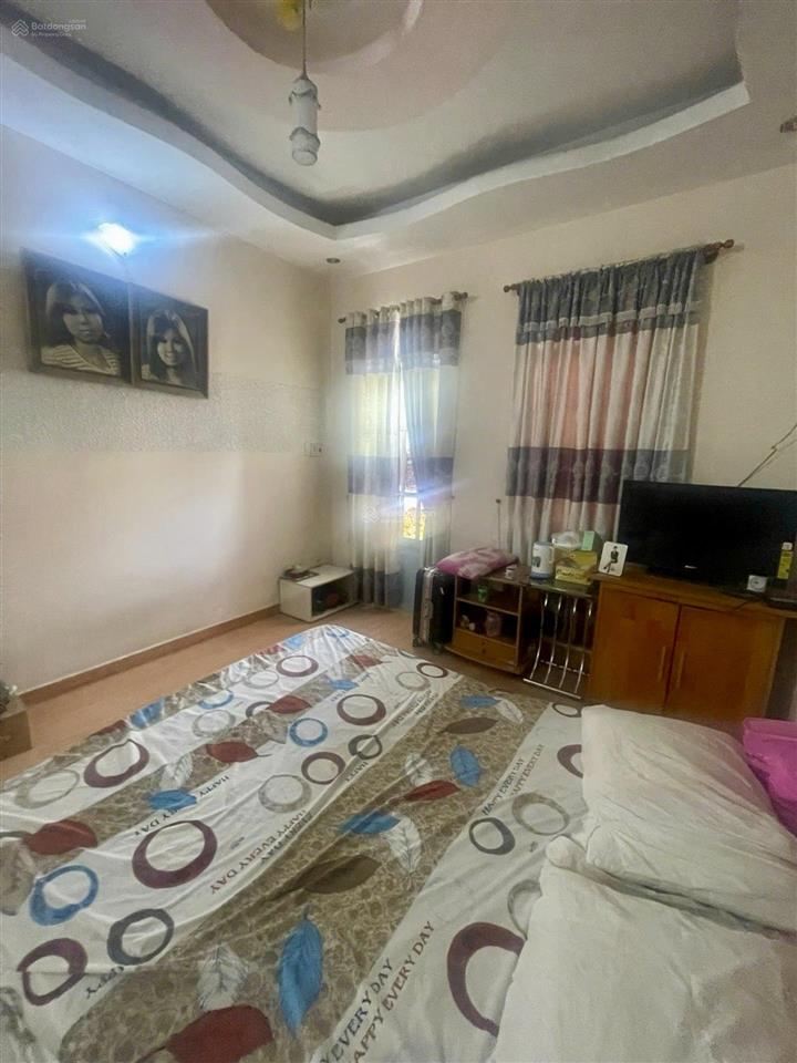 Mặt tiền kdc bình hưng 3 tầng hoàn công chuẩnngang 4m x 20m  nhỉnh 9tỷ