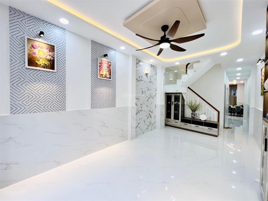 Ngay dự án cầu bình tiên  trường ngô gia tự  nhà 86m  3 tầng  chỉ hơn 6 tỷ  có phòng ngủ trệt