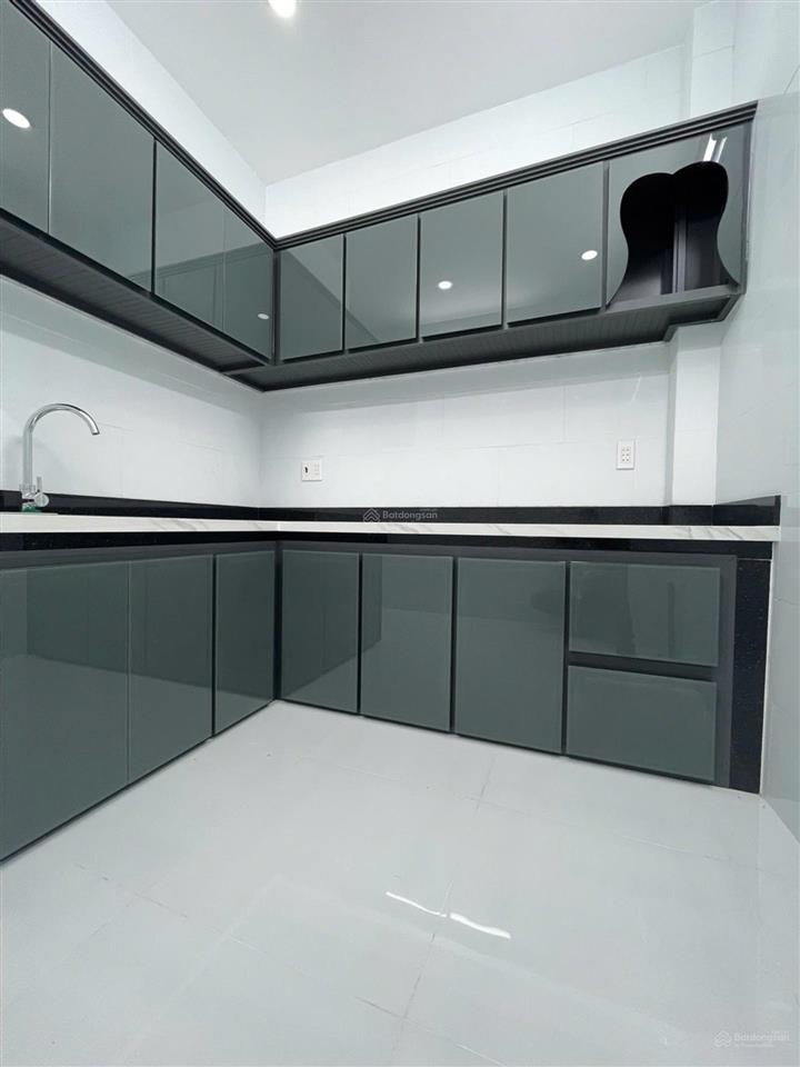 Mặt tiền bình đông, chỉ hơn 5 tỷ, 51 m2, 4pn, 3wc, shr  hoàn công đầy đủ