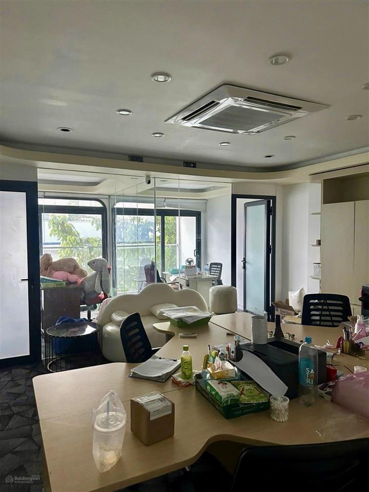 Bán gấp nhà mặt phố tại phường 16, quận 8  100m  ngang 5m x 20m  4 tầng  chỉ hơn 9 tỷ