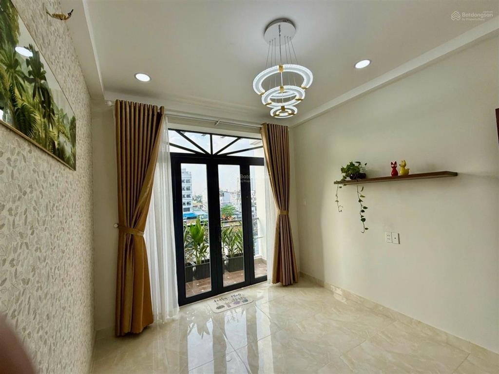 Siêu phẩm mặt tiền view sông quận 8, đường 12m  5 tầng full nội thất  chỉ hơn 8tỷ