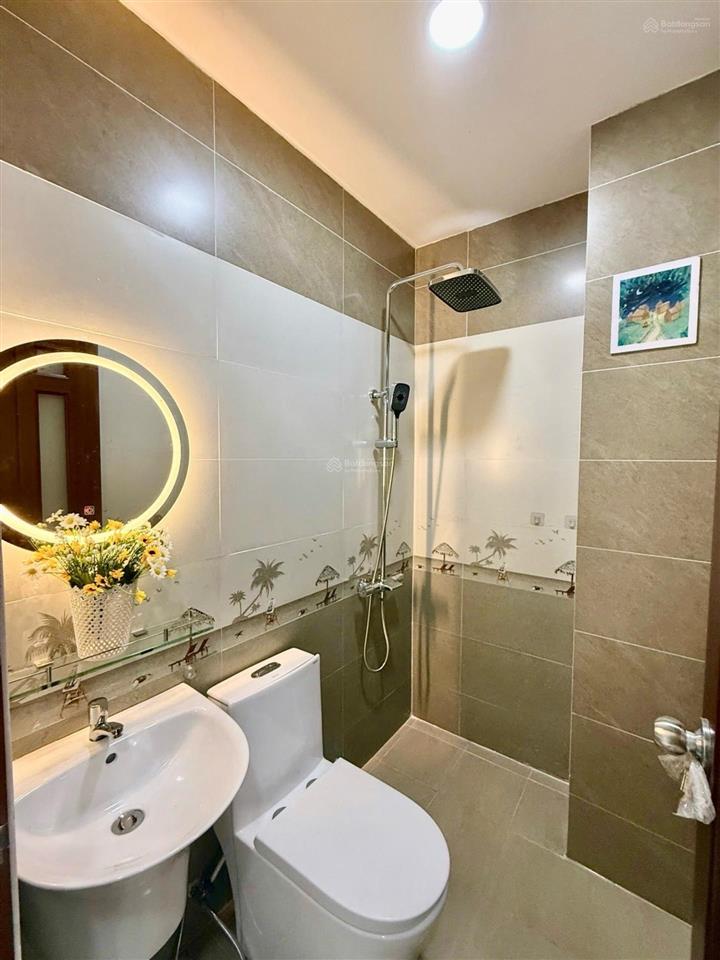 Siêu phẩm mặt tiền view sông quận 8, đường 12m  5 tầng full nội thất  chỉ hơn 8tỷ
