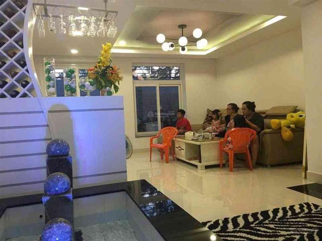 Bán gấp nhà mới kdc nguyễn văn linh ngay trường đại học văn hiến 90m4tầng  chỉ 7đ99