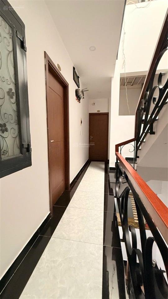 Nhà phố kdc nguyễn văn linh ngay trường đại học văn hiến  5m x 20m  4 tầng  chỉ hơn 8đ