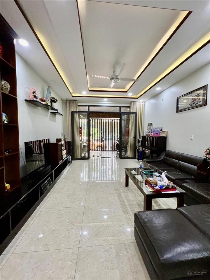 Nhà mặt tiền đường số phạm thế hiển quận 8  4 tầng 5m x20m nhỉnh 9đ