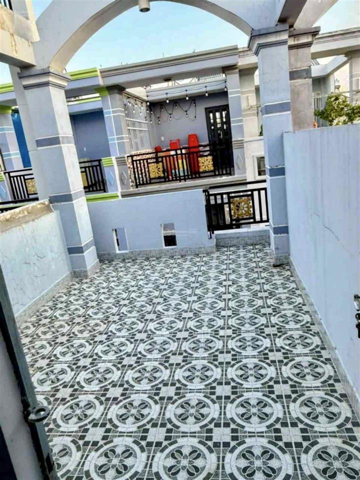 Nhà đẹp 4 tầng, ngay cầu chà, lưu hữu phước, 42m2, chỉ 4.x tỷ, hoàn công chuẩn