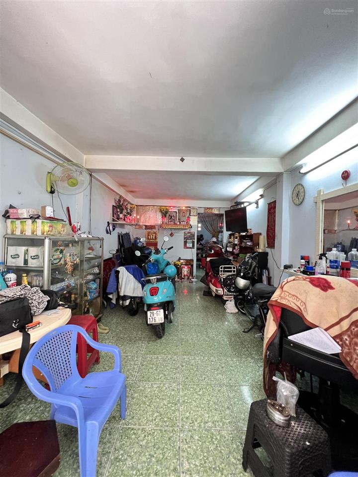 Nhà 3 tầng sát mặt tiền ttq6  hẻm 4m thông hậu giang, minh phụng  hoàn công đủ