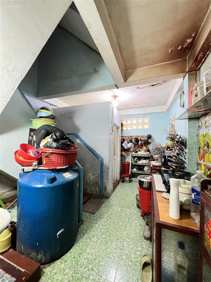 Nhà 3 tầng sát mặt tiền ttq6  hẻm 4m thông hậu giang, minh phụng  hoàn công đủ