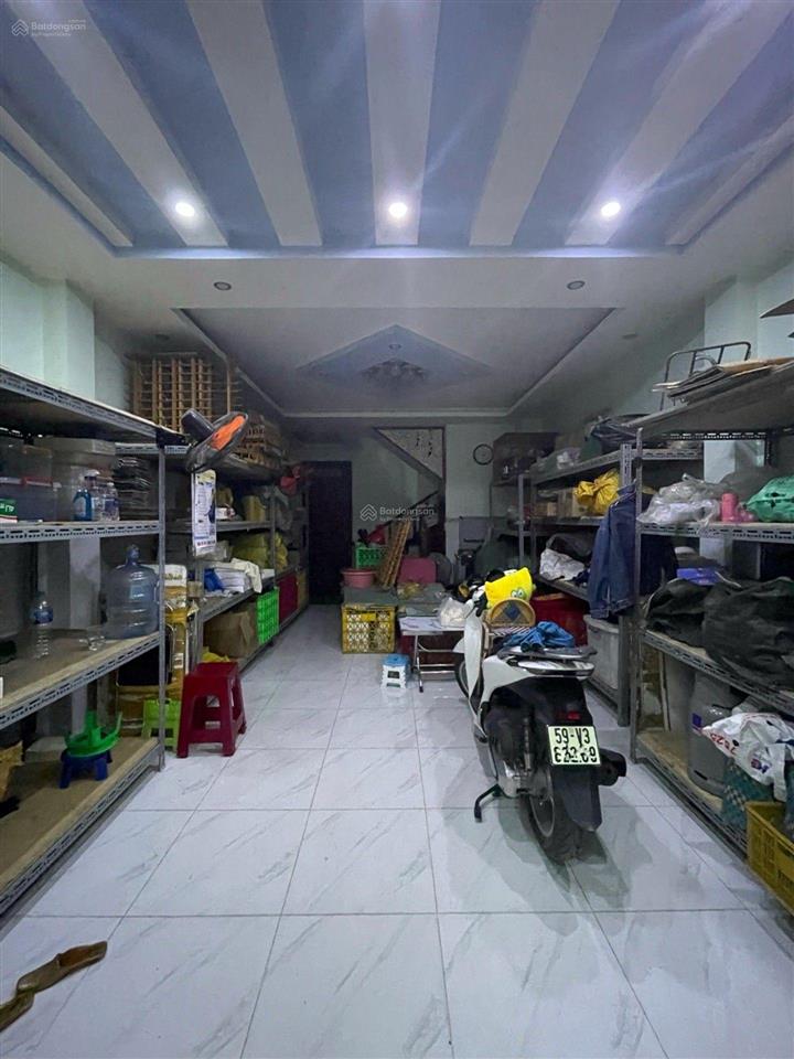 Trung tâm gò vấp  hẻm xe hơi đỗ cửa  dt 5x18m chỉ 10 tỷ kết cấu 4 tầng btct  tặng full nội thất