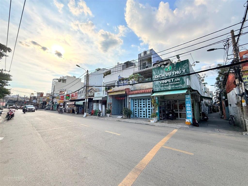 Mặt tiền 5m chuẩn vuông như tờ a4, ô tô ra vào, phạm văn chiêu thông khắp ngã.dt 5x14m chi 7,4ty tl