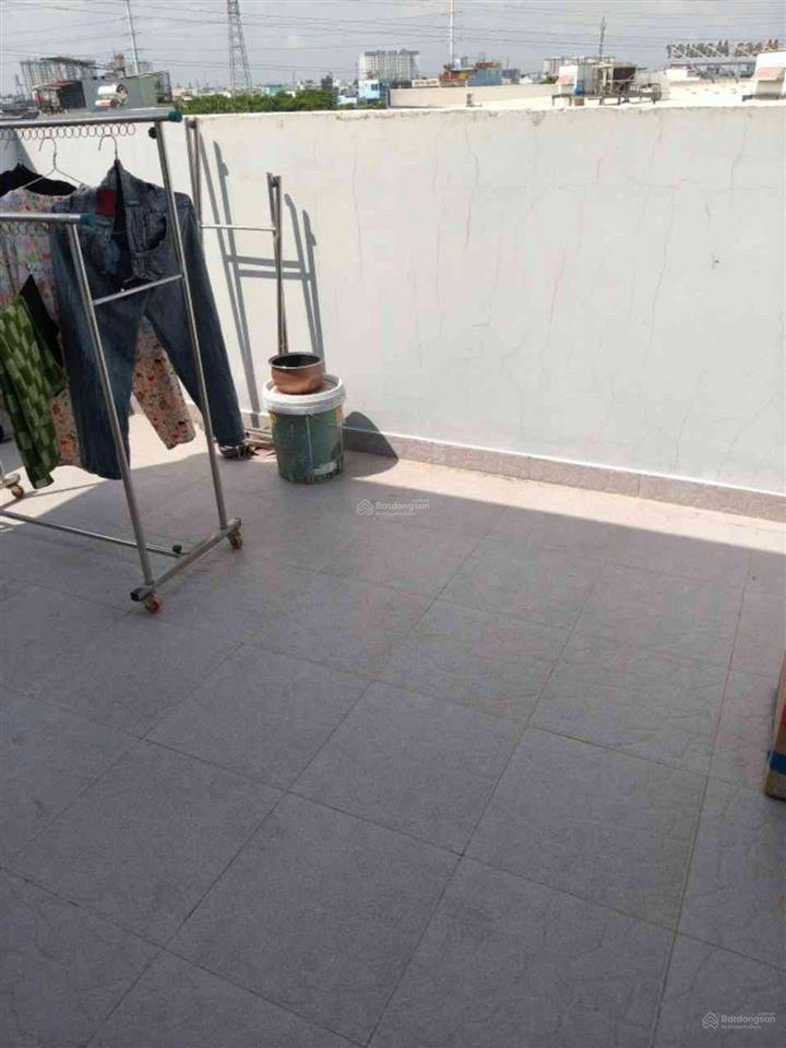 Siêu phẩm nguyễn thị kiểu q12. dt 60m2 nhỉnh 5tỷ. oto ngủ trong nhà  kết cấu 1 trệt 3 lầu,