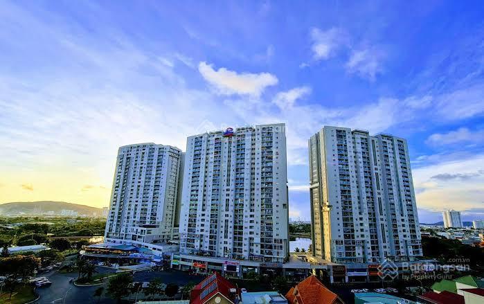 Giá siêu tốt căn hộ 2 phòng ngủ dic phoenix view biển tầng cao nội thất hiện đại