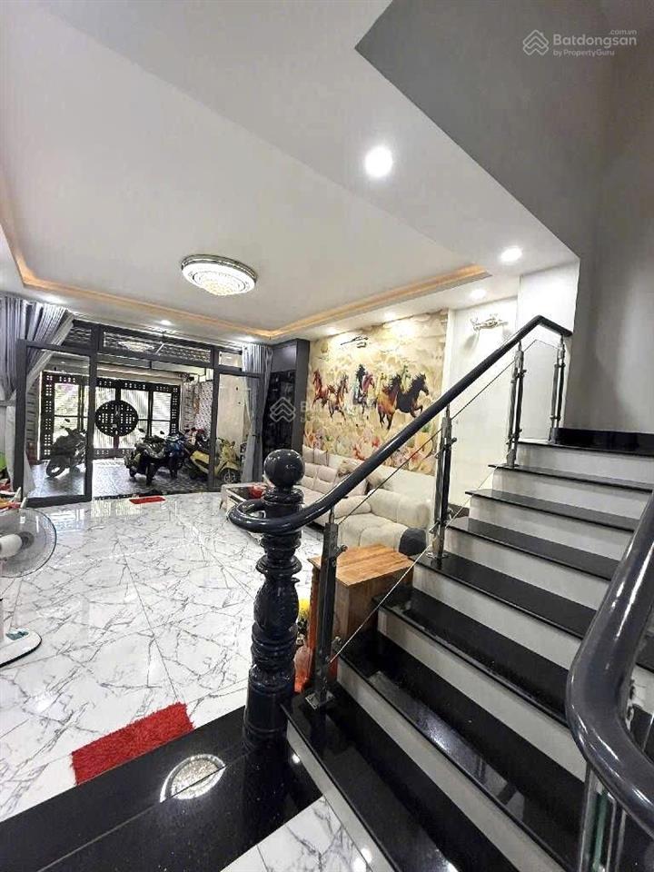 Nhà bán 4 tầng  110m2  5pn  vị trí đẹp  mặt tiền 12m sổ riêng  trịnh quang nghị  chỉ 8.9 tỷ