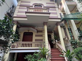 Biệt thự mini cầu giấy  225m  mt 7.6m 1 hầm 3 nổi gỗ quý ô tô  giá rẻ nhất cầu giấy