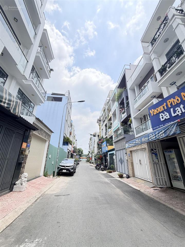 Hẻm vip 8m sát mặt tiền tân kỳ tân quý  tân phú 52m2 4 tầng tiện ở và kinh doanh giá tốt