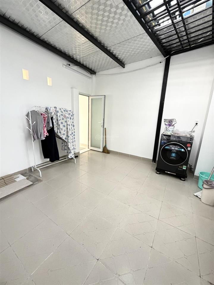 Nhà mới phong cách hiện đại âu cơ  tân bình hẻm ôtô thông 4 tầng nở hậu giá tốt