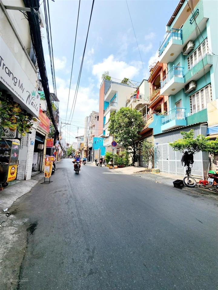 Nhà trung tâm lạc long quân  tân bình 58m2(4.5x13m) nở hậu phong thủy 3pn giá chỉ 5.2 tỷ
