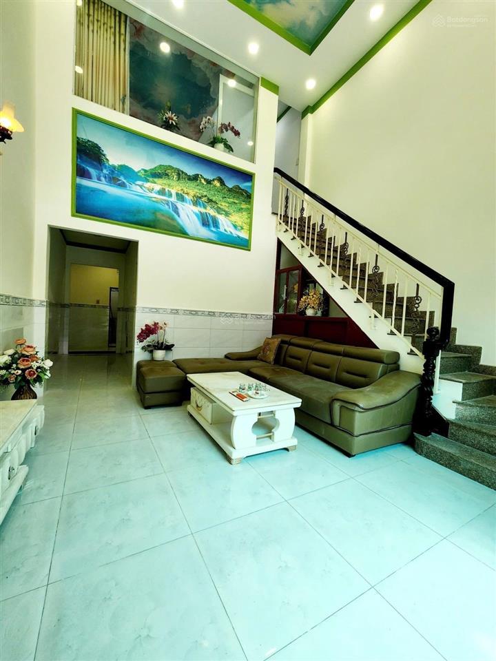 Nhà trung tâm lạc long quân  tân bình 58m2(4.5x13m) nở hậu phong thủy 3pn giá chỉ 5.2 tỷ
