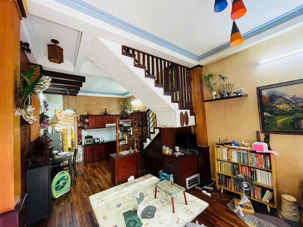 Bank định giá 4.3 tỷ chủ bán 4.2 tỷ nhà 3tầng 52m2 (4x13m) khu thống nhất  gò vấp