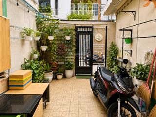 Anh đức là chủ quán nhậu đồng đen  tân bình nay anh hữu duyên lại nhà 58m2(3.5x17m) với giá 6.8 tỷ