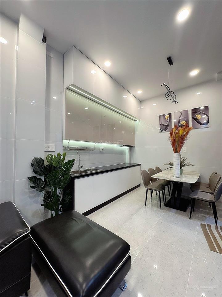 Thời tiết này chỉ muốn tìm nơi nào đó mát mẻ sáng cvđầm sen chiều cafe lữ gia vài bước chân về nhà