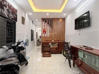 Bán nhà ngay nhà hát hoà bình 3 tháng 2  quận 10 hẻm xe hơi 45m2 chỉ 8.9 tỷ