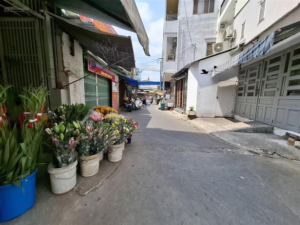 Có những căn khiến người ta quyết định nhanh không phải vì rẻ mà vị trí thuận tiện kinh doanh