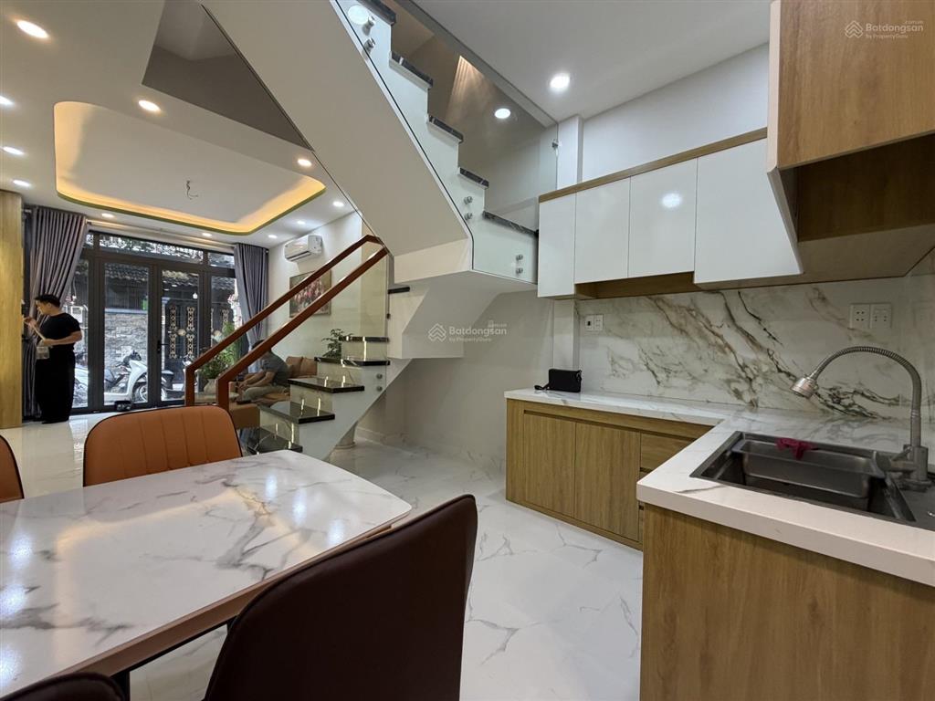 Có những căn nhà chỉ cần xem ảnh đã thích đến khi bước vào mới hiểu chủ chăm chút từng góc nhỏ