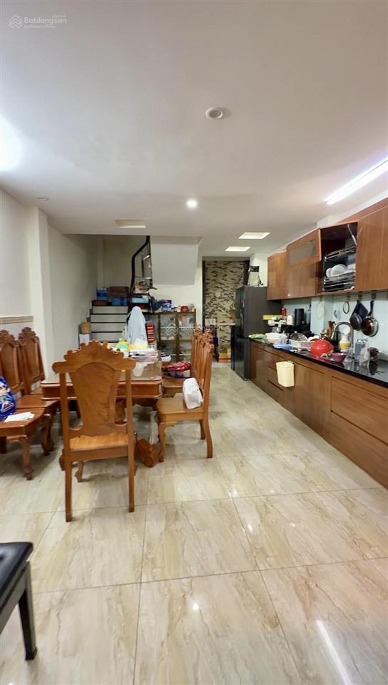 Hẻm xe hơi chợ vải phú thọ hòa tân phú. bán nhà 5 tầng ngang 4.1m x 14m nở hậu tài lộc