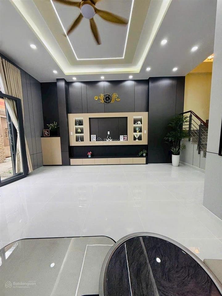 Siêu phẩm nguyễn sỹ sách  tân bình nhà 3 tầng ngang (6.3mx8.6m) chỉ 6.95 tỷ