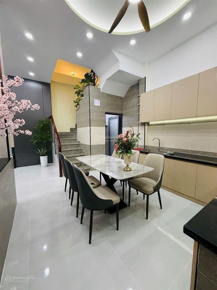Siêu phẩm nguyễn sỹ sách  tân bình nhà 3 tầng ngang (6.3mx8.6m) chỉ 6.95 tỷ