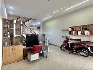 Nhà tân phú nhiều người không thích nhà đã qua sử dụng, e đánh giá cách chủ tâm huyết thì khá ổn