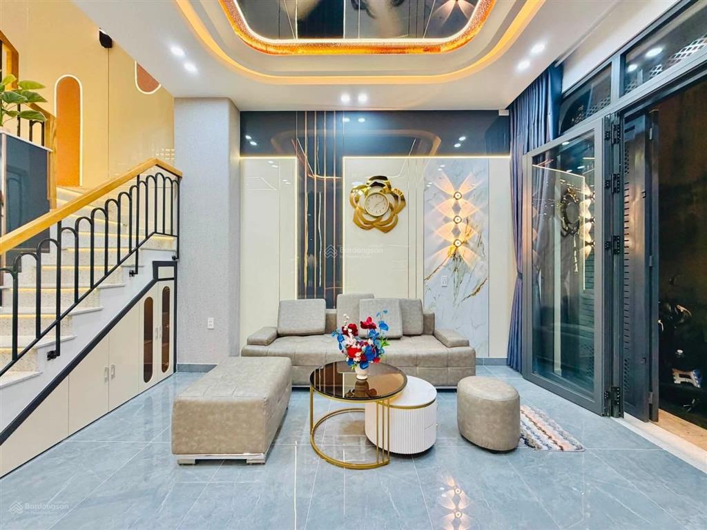 Nhà huỳnh văn nghệ  tân bình 4 tầng nở hậu 48m2 chỉ 6.68 tỷ