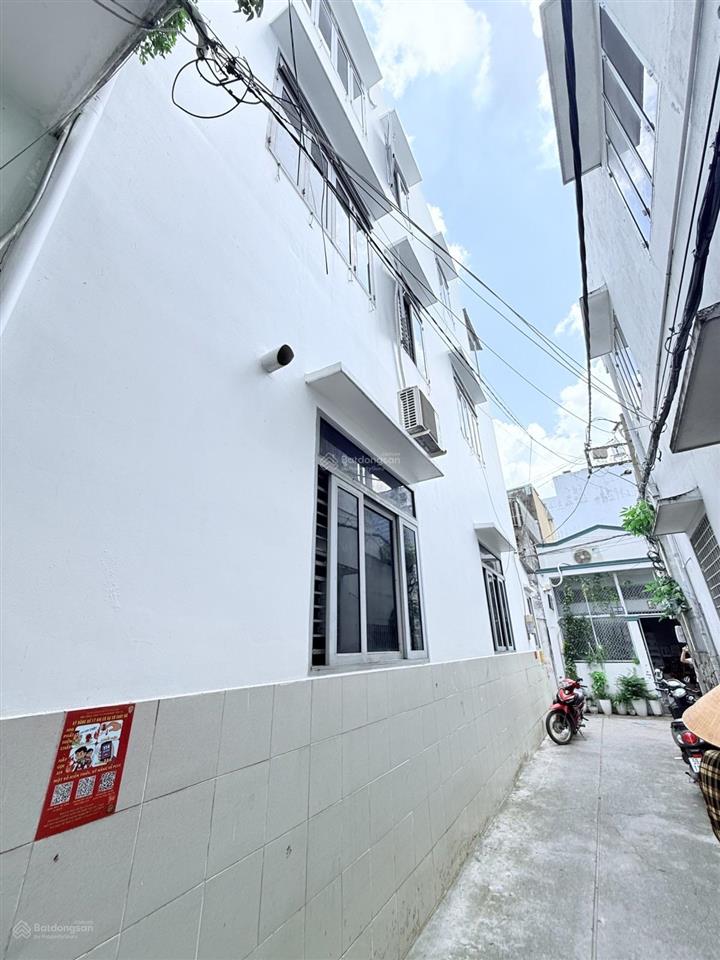 Nhà ngang hơn 5m 61m2 lô góc hẻm xe hơi khu vip bàu cát tân bình