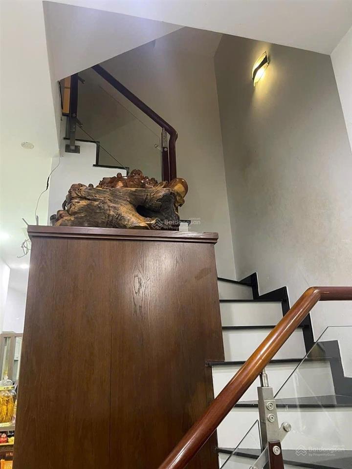 Không thể ngon hơn nhà quận 10 đường ngô gia tự 4 tầng 41m2 có 6 phòng ngủ giá tốt