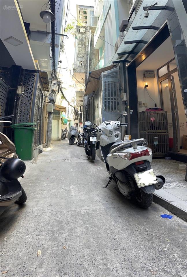 Không thể ngon hơn nhà quận 10 đường ngô gia tự 4 tầng 41m2 có 6 phòng ngủ giá tốt