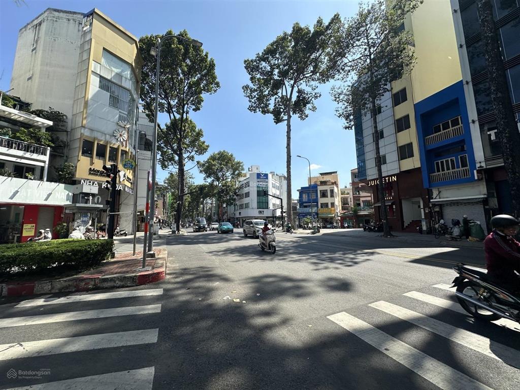 Không thể ngon hơn nhà quận 10 đường ngô gia tự 4 tầng 41m2 có 6 phòng ngủ giá tốt