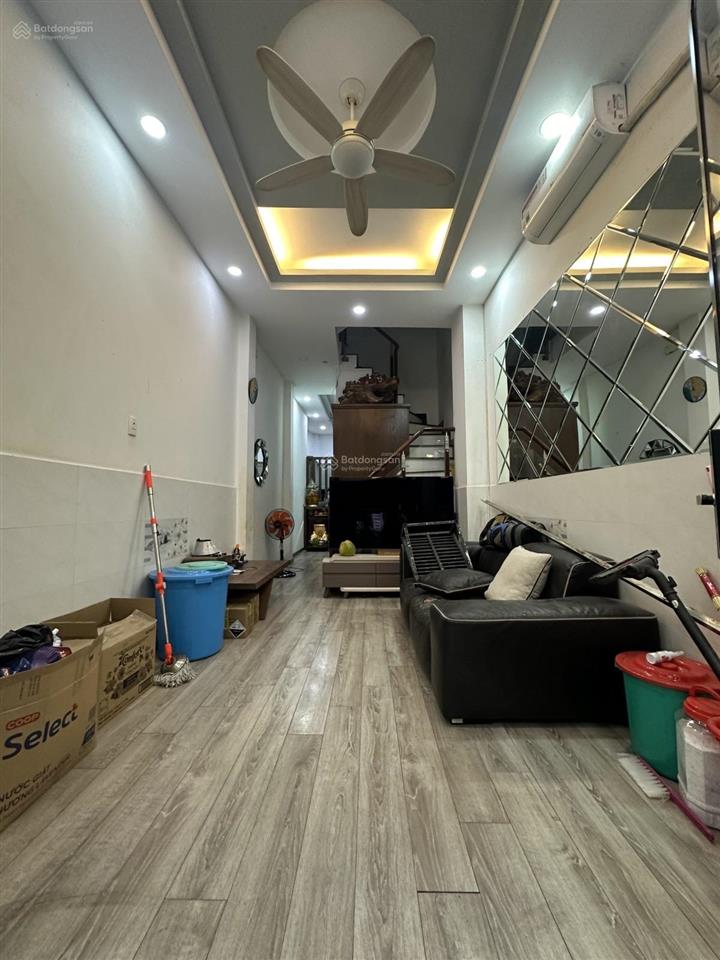 Không thể ngon hơn nhà quận 10 đường ngô gia tự 4 tầng 41m2 có 6 phòng ngủ giá tốt