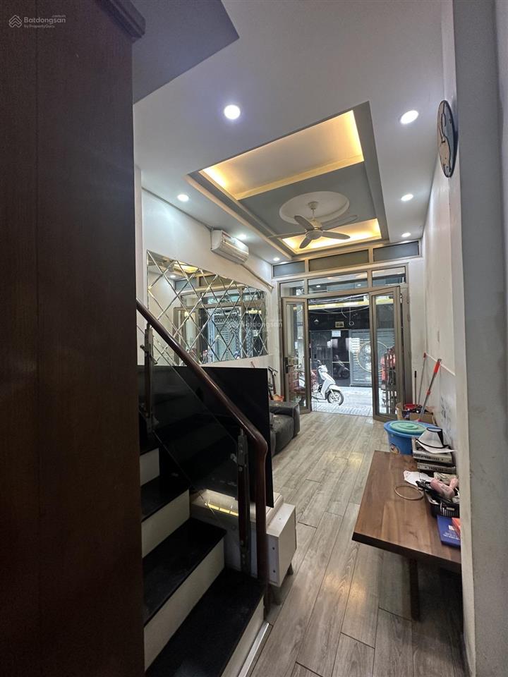 Không thể ngon hơn nhà quận 10 đường ngô gia tự 4 tầng 41m2 có 6 phòng ngủ giá tốt