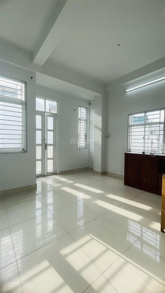 Ngộp bank nhà quận 3 4 tầng 94m2 sử dụng 6 phòng ngủ chỉ 6.99 tỷ