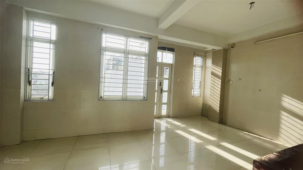 Ngộp bank nhà quận 3 4 tầng 94m2 sử dụng 6 phòng ngủ chỉ 6.99 tỷ