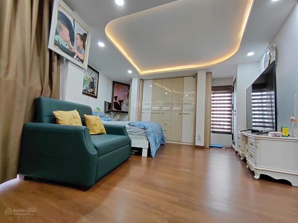 Hẻm xe tải tân bình  nhà ngang 6.15m x 5.2m 3 tầng chỉ 6.4 tỷ