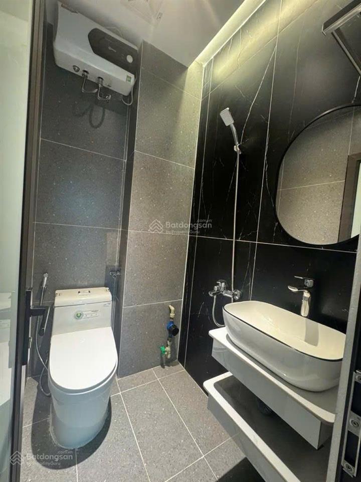 Ccmn 6 tầng đẹp nhất văn quán  dòng tiền to / năm , 4 mặt thoáng . dt 82m, loanh quanh 20 tỷ